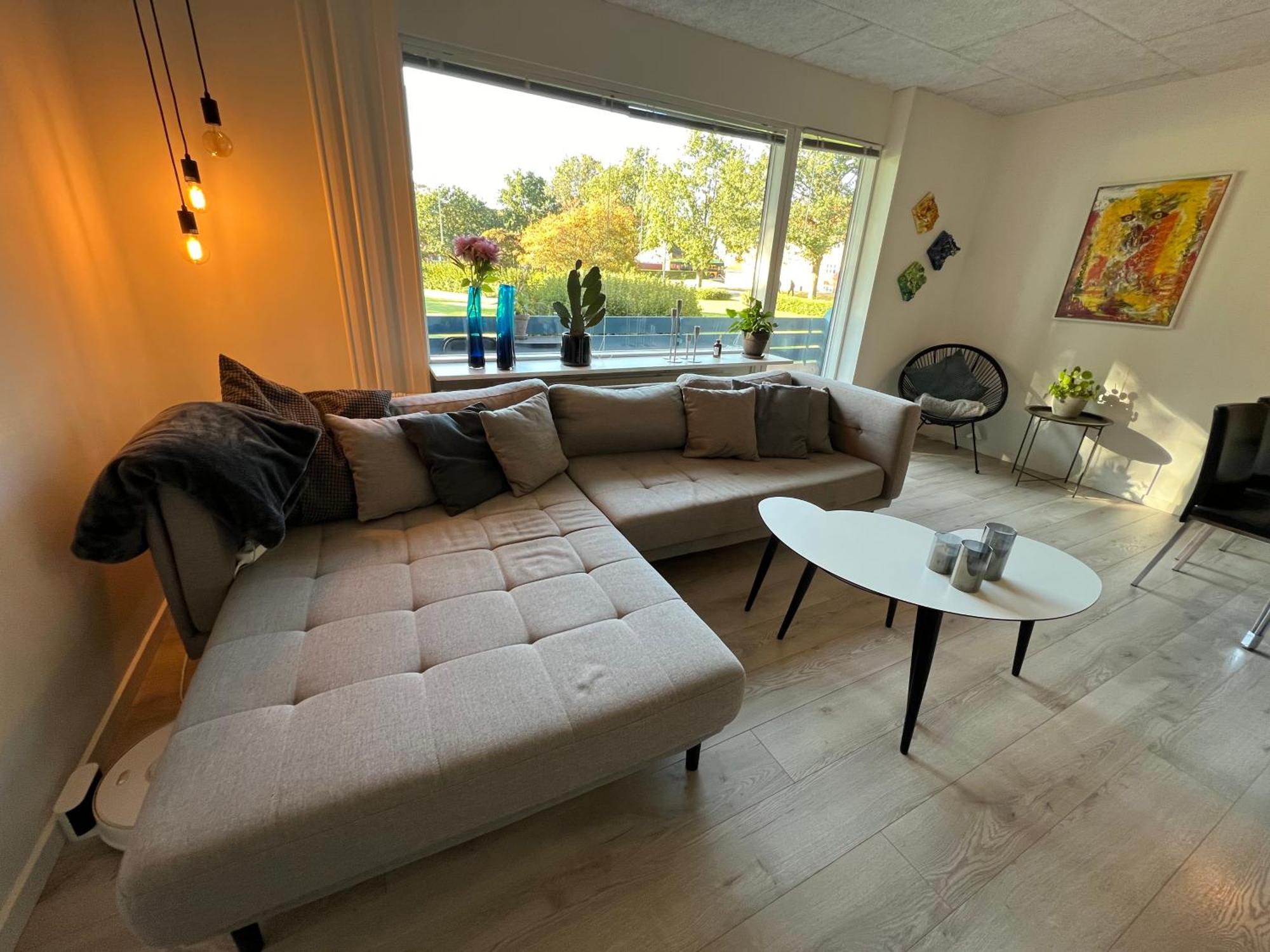 Nyrenoveret Lejlighed Med Balkon Og Parkering إيسبيرغ المظهر الخارجي الصورة
